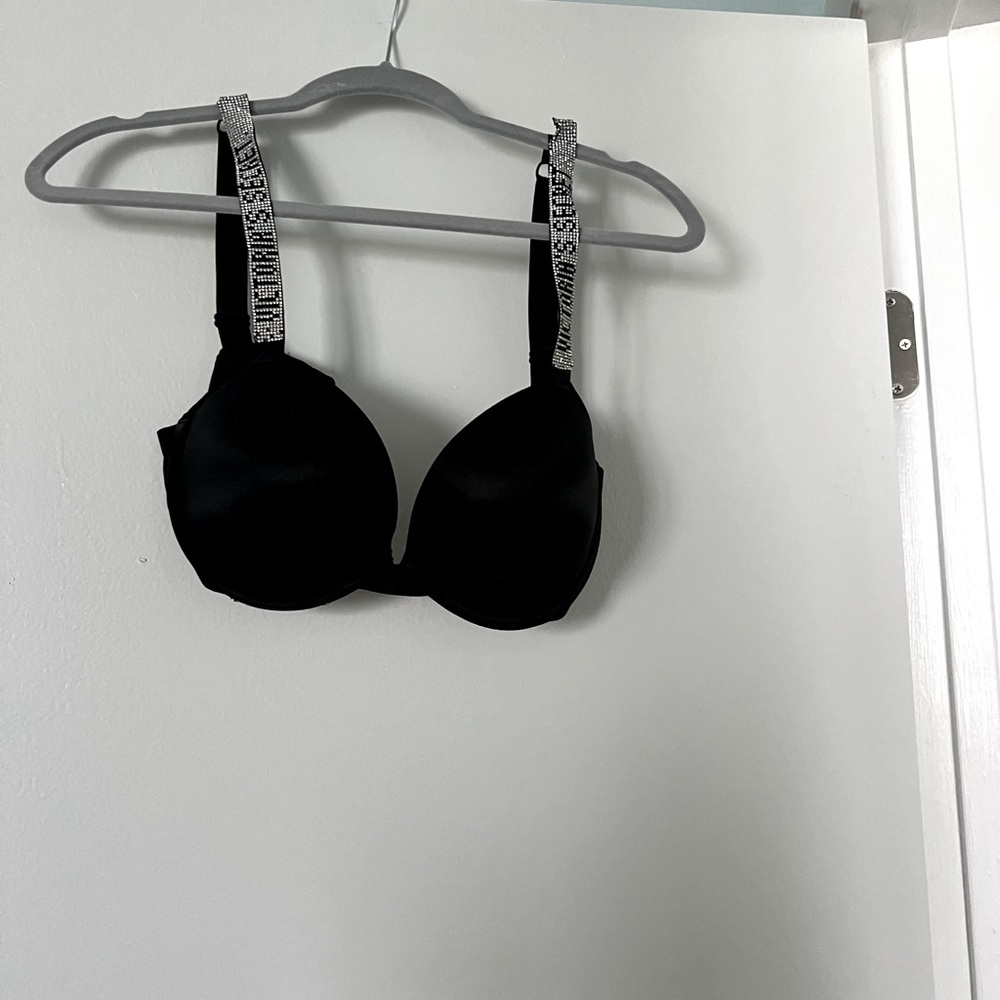 Victoria Secret black push up bra